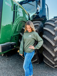 Farm Wife Era Crewneck