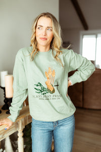 Plant, Pray, Prosper Crewneck- Fenner Farms